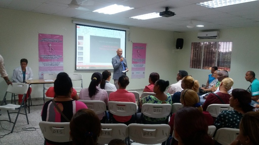 Conferencia sobre cáncer de seno