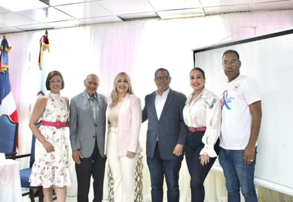 Ponentes y equipo del evento
